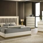 STANLEY QUEEN 5 PC BEDROOM SET IN CHAMPAGNE