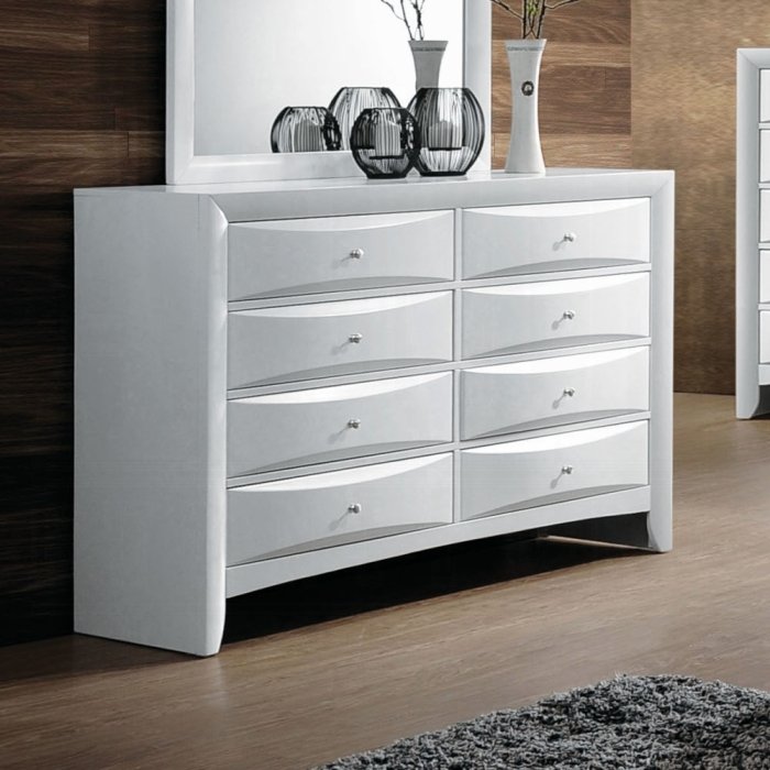 21706_6.jpg Ireland Dresser - Image 1