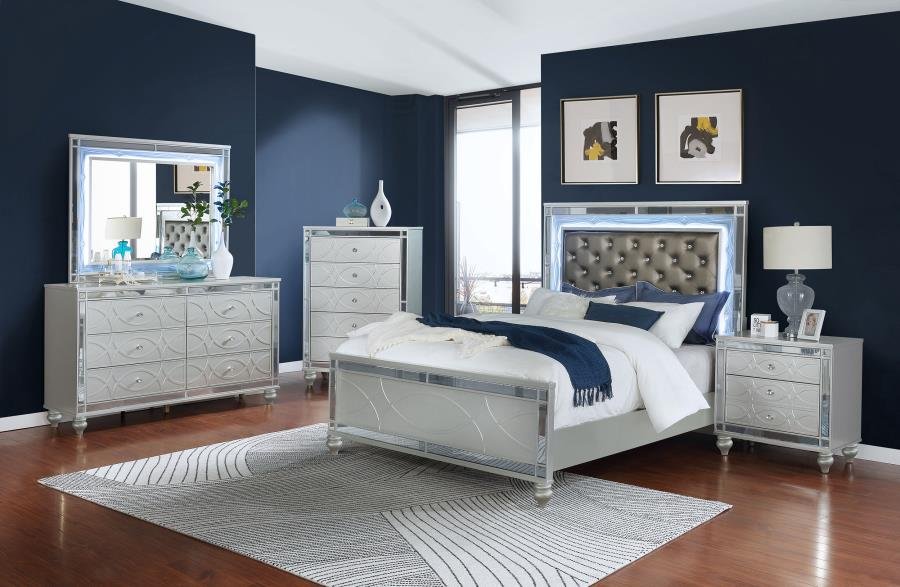 223211Q-S5_01x900.jpg GUNNISON 5-PIECE QUEEN BEDROOM SET SILVER METALLIC - Image 1
