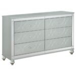 GUNNISON 5-PIECE QUEEN BEDROOM SET SILVER METALLIC - Image 7