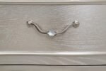 EVANGELINE 3-DRAWER NIGHTSTAND SILVER OAK - Image 13