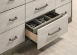FENWICK 9-DRAWER DRESSER GREY OAK - Image 10