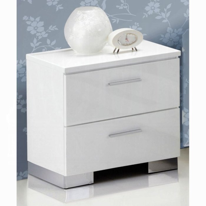 22633.jpg Lorimar Nightstand - Image 1