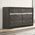 Naima Dresser