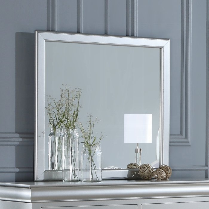 26704_1.jpg Louis Philippe III Mirror - Image 1