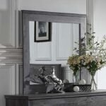 Vidalia Mirror