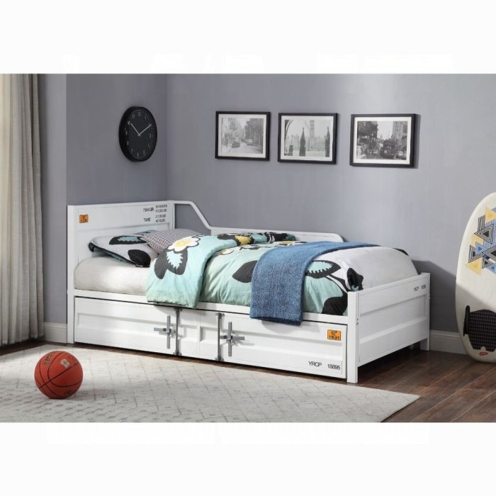 39880.jpg Cargo Daybed W/Trundle (Twin) - Image 1