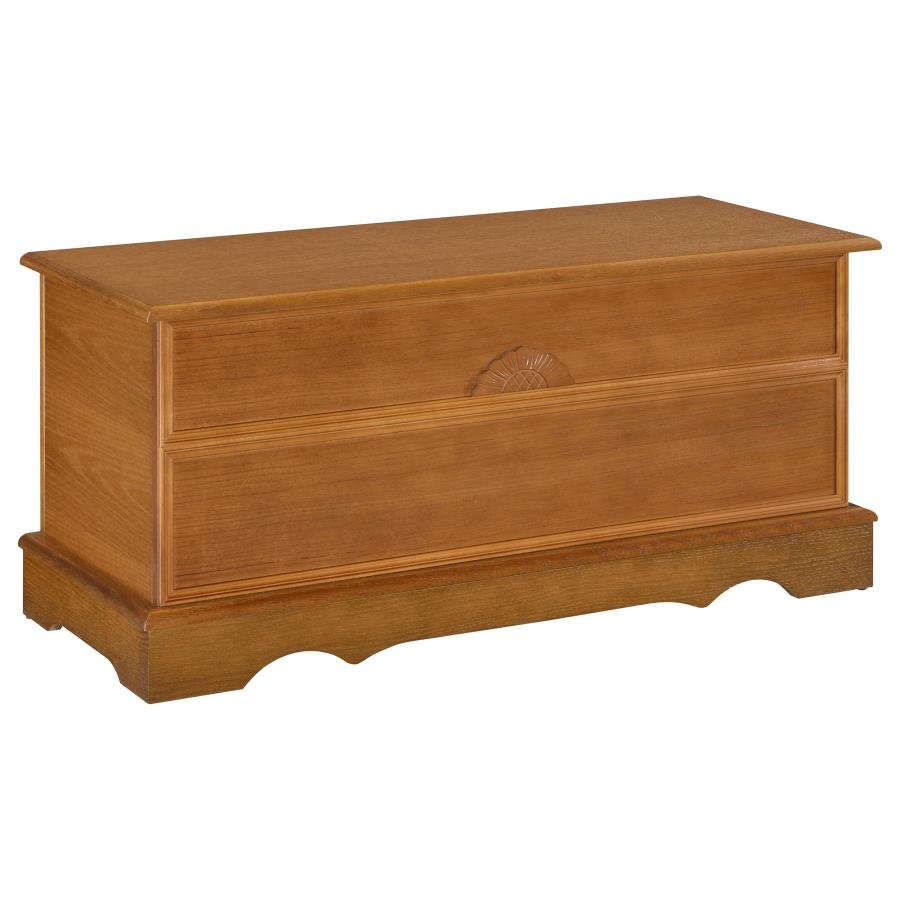 4695_02x900.jpg PAULA CEDAR CHEST HONEY - Image 1
