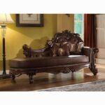 Vendome Chaise W/2 Pillows