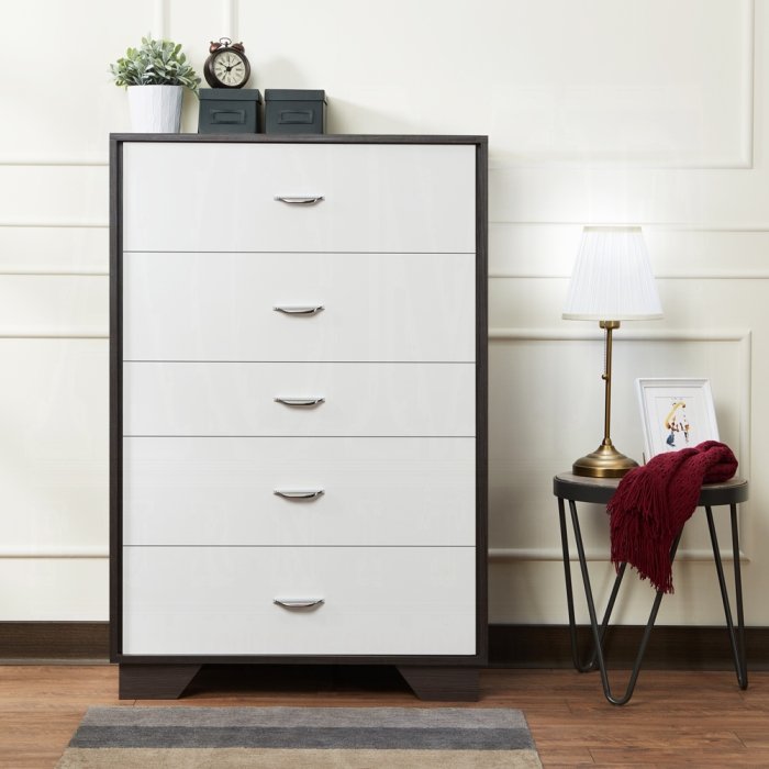 97368_9.jpg Eloy Chest - Image 1