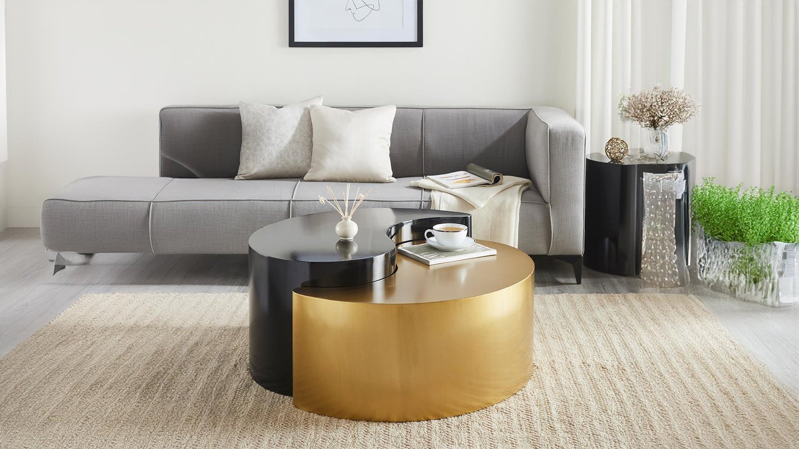 BLACK___GOLD_MAIN_IMG1920x1080_1500_975.jpg YING YANG COFFEE TABLE BLACK & GOLD - Image 1