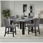 D5473 BAR TABLE AND 4 D06 BAR STOOLS