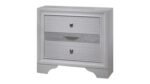 MATRIX QUEEN 4 PC BEDROOM SET IN WHITE - Image 7