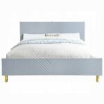 Gaines EK Bed - Image 3
