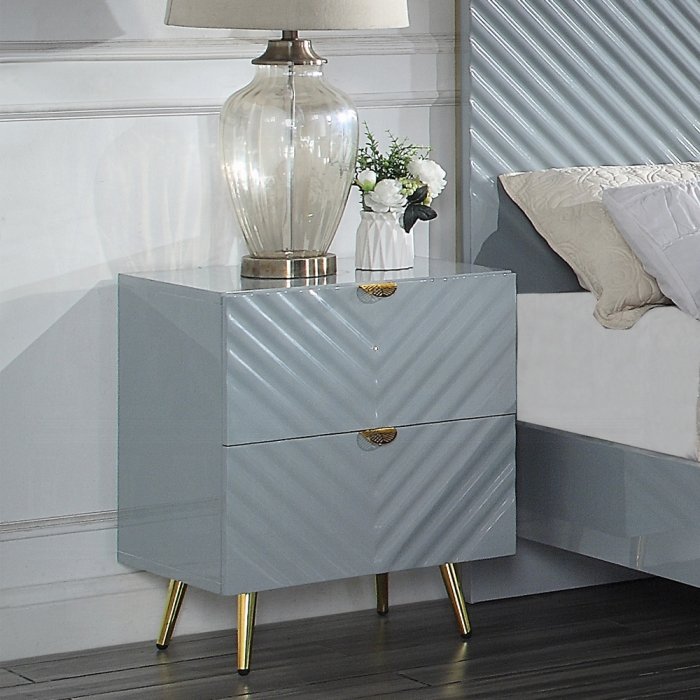 bd01041.jpg Gaines Nightstand - Image 1