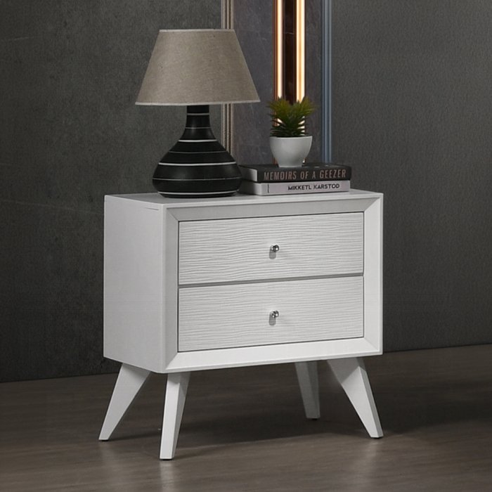 bd01559.jpg Cerys Nightstand - Image 1