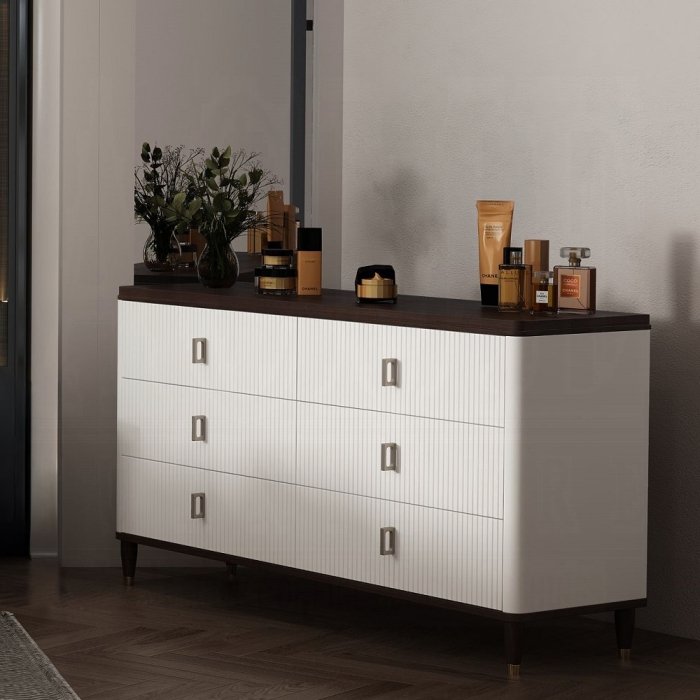 bd02030.jpg Carena Dresser W/Jewelry Tray - Image 1