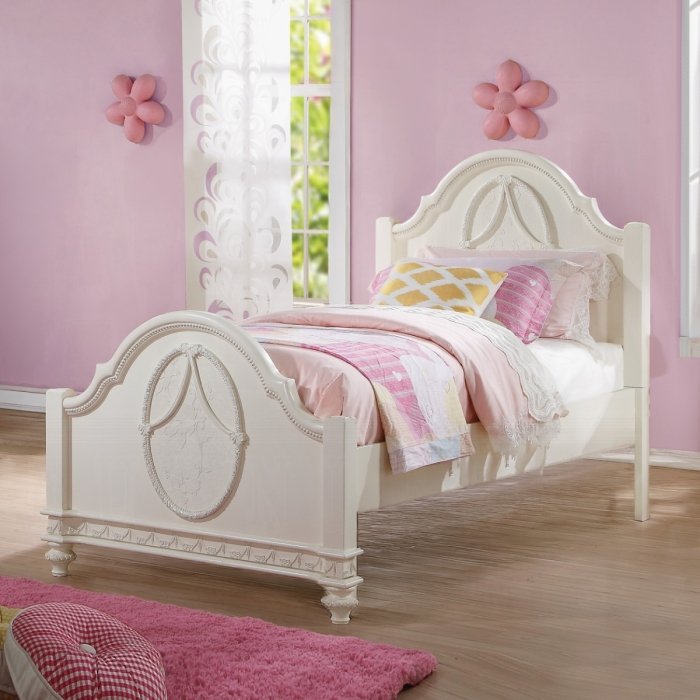bd02261t_.jpg Dorothy Twin Post Bed - Image 1
