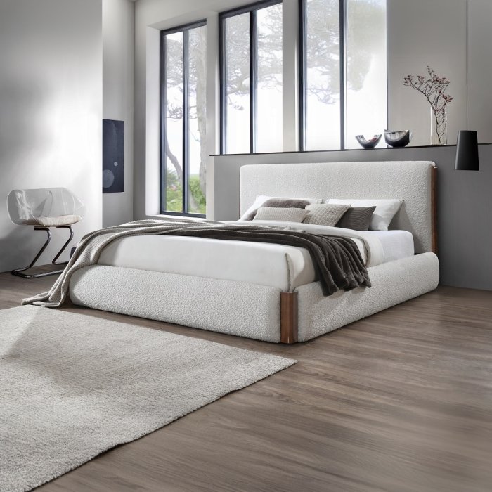 bd02469ek.jpg Sandro EK Bed - Image 1