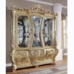 Cabriole Curio