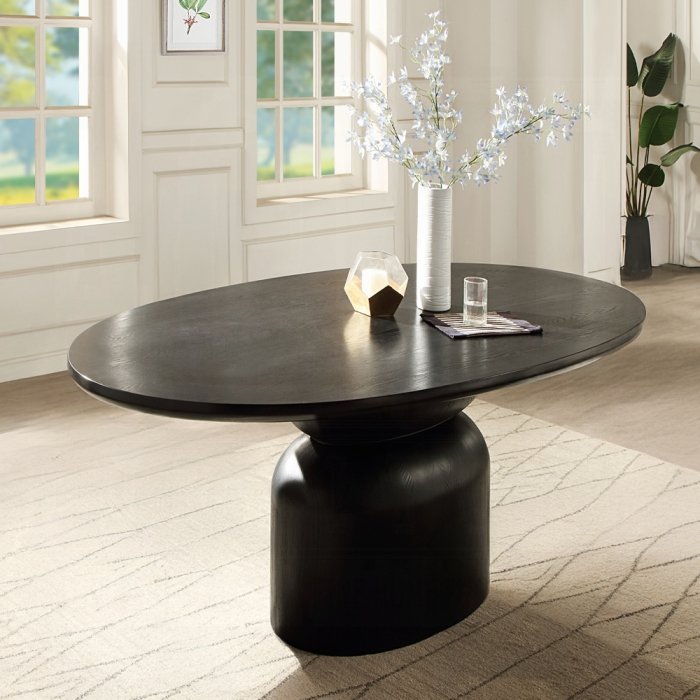 dn04065.jpg Marioly Dining Table - Image 1