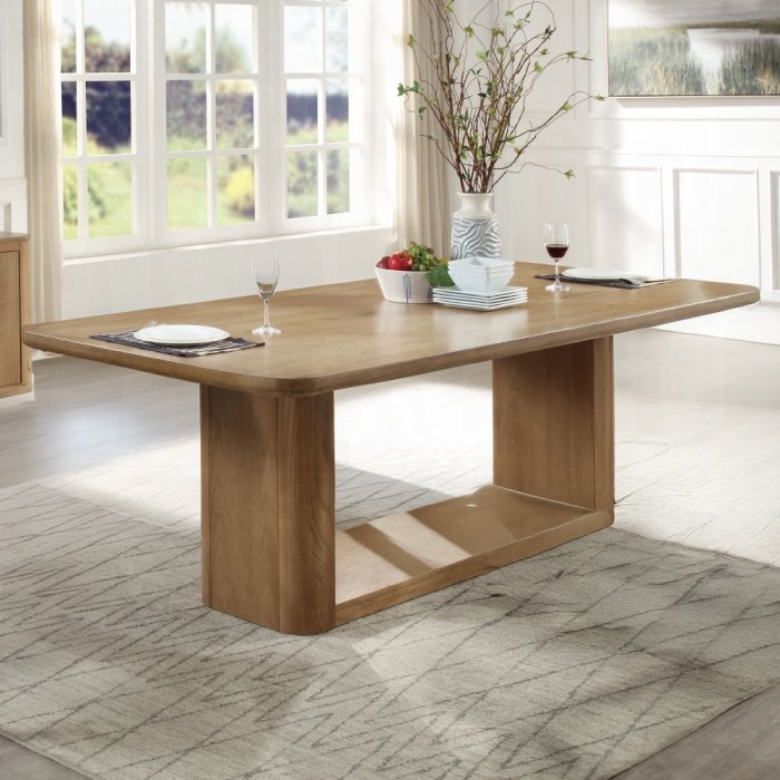 dn04075.jpg Zoey Dining Table - Image 1
