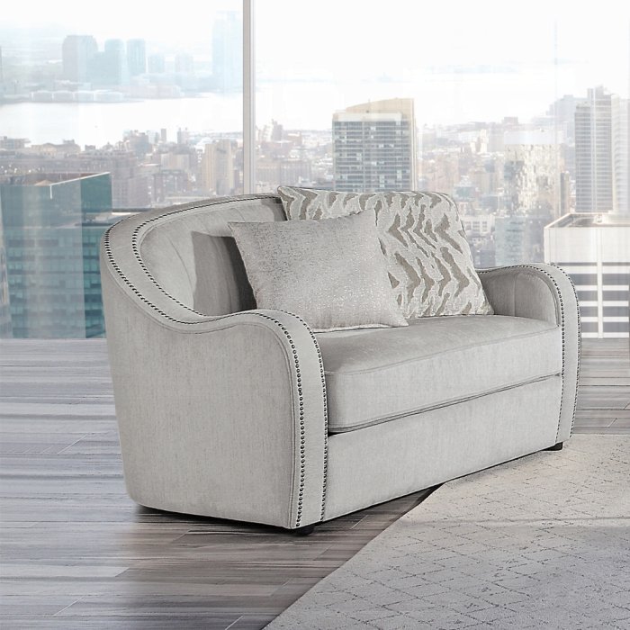 lv00580_4.jpg Mahler Chair W/2 Pillows - Image 1