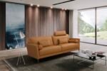 Tussio Sofa W/5 Pillows