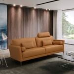 Tussio Sofa W/5 Pillows
