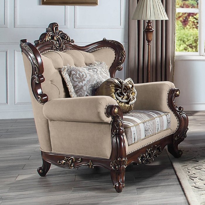 lv01124_4.jpg Ragnar Chair W/2 Pillows - Image 1