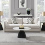 Yolanda Sofa w/4 Pillows