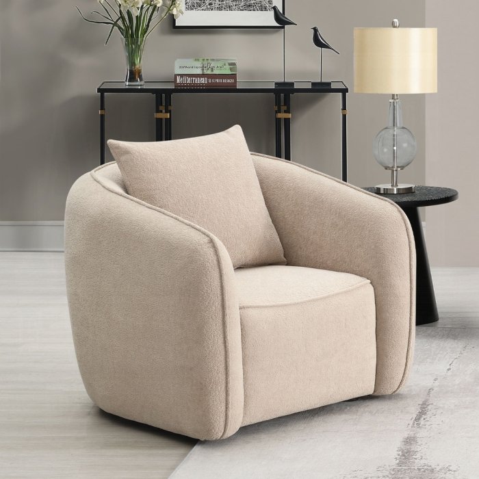 lv03612.jpg Keith Chair w/Pillow - Image 1