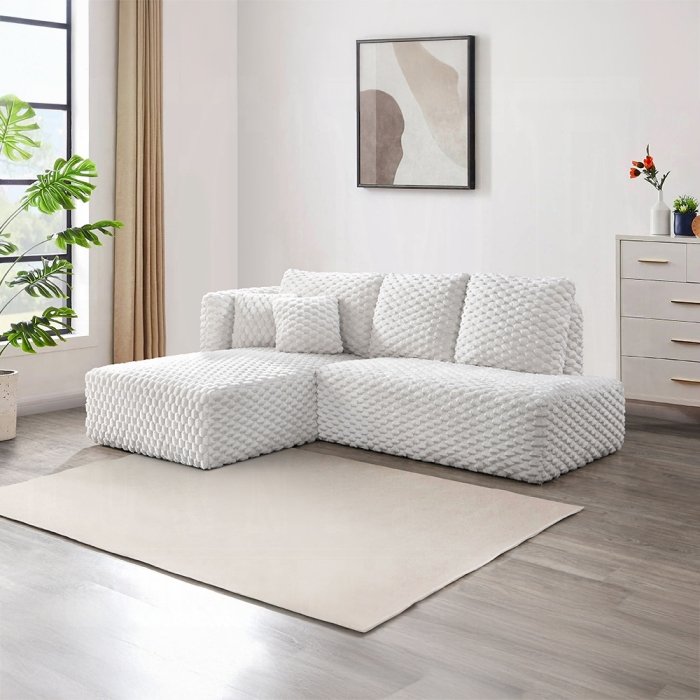 lv04260.jpg Manya Sectional Sofa - Image 1
