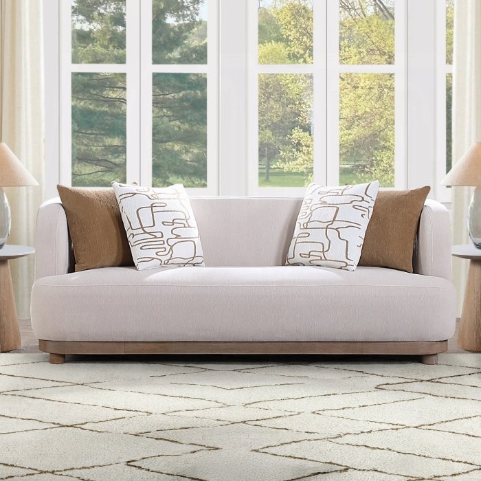lv07260.jpg Duncan Sofa w/4 Pillows - Image 1
